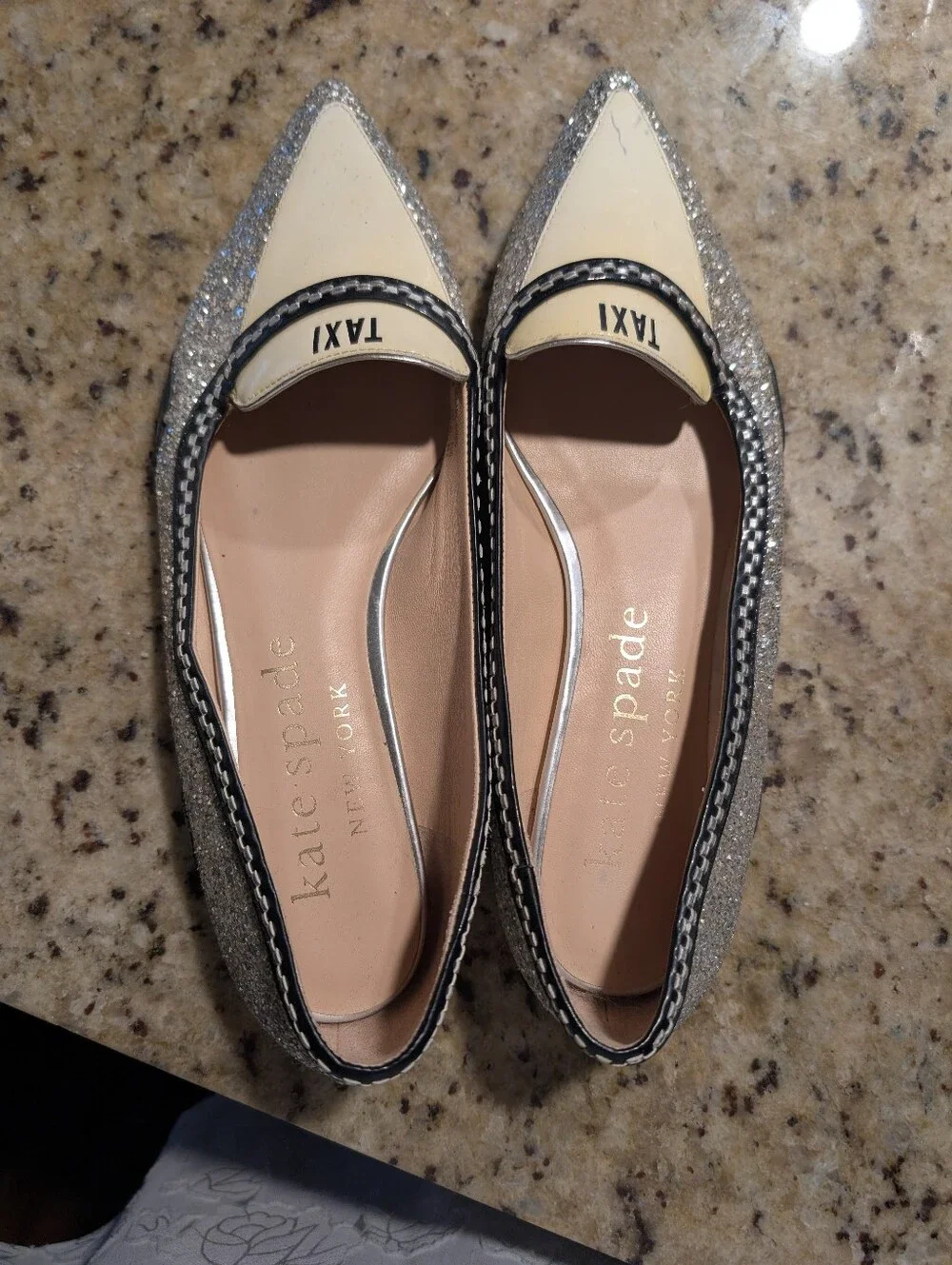 Kate Spade Gogo Taxi Flats Shoes Sz 10 B